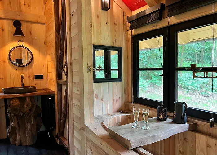 Les Des Dolimarts 3* Bohan